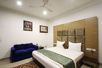 TG Stays Galleria Market, Gurgaon 4